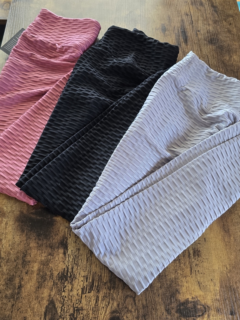 (3) Scrunch Leggings